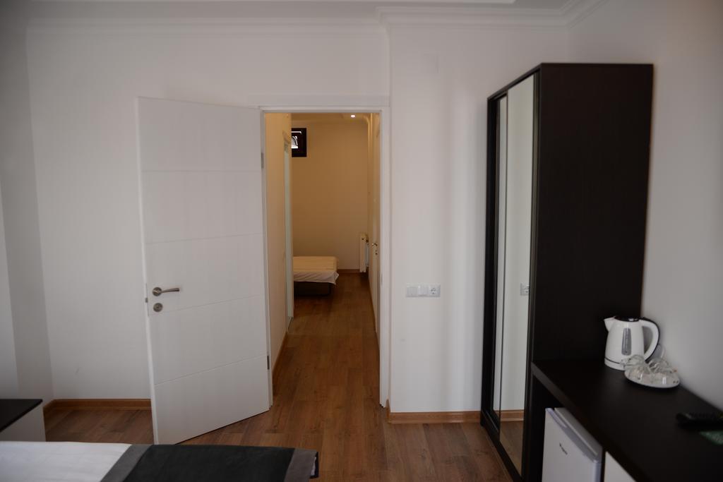 באטומי Guest House Gantiadi מראה חיצוני תמונה